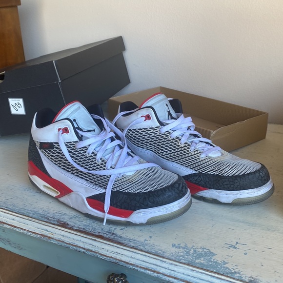 Jump man Jayz.   Good condition 11.5 - Picture 4 of 6